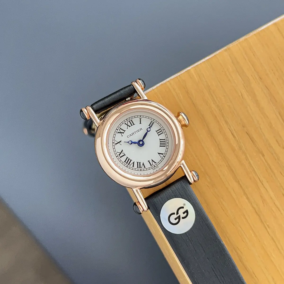 Cartier Style White Leather Watches Lookbook Reference image 5