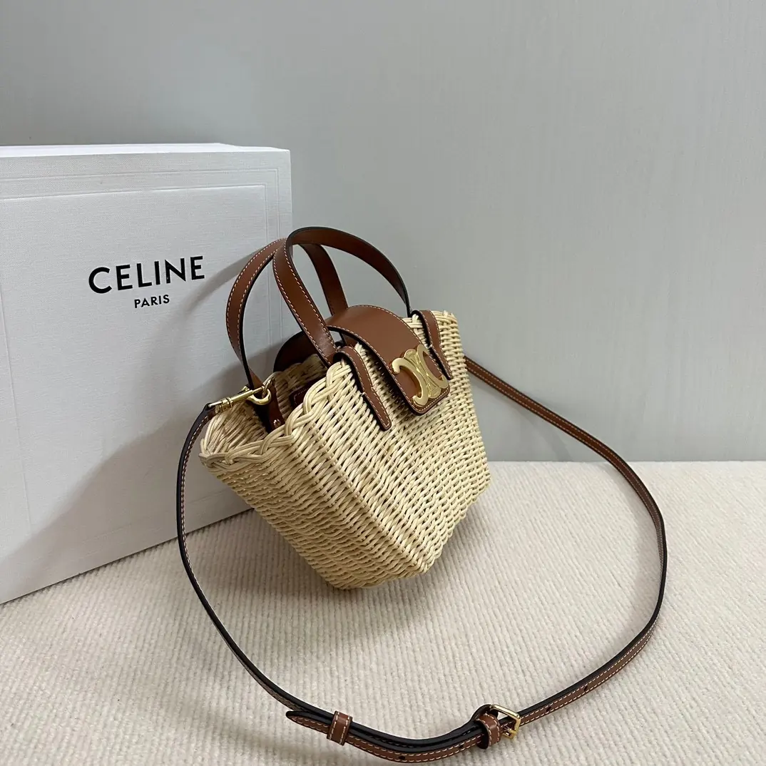 Celine Style Beige Leather Shoulder Bag Bags Shoulder Bag detail image 2 from source 719994