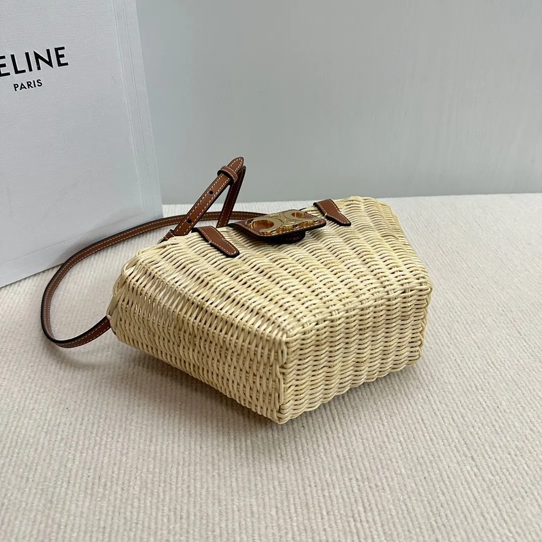 Celine Style Beige Leather Shoulder Bag Bags Shoulder Bag detail image 4 from source 719994