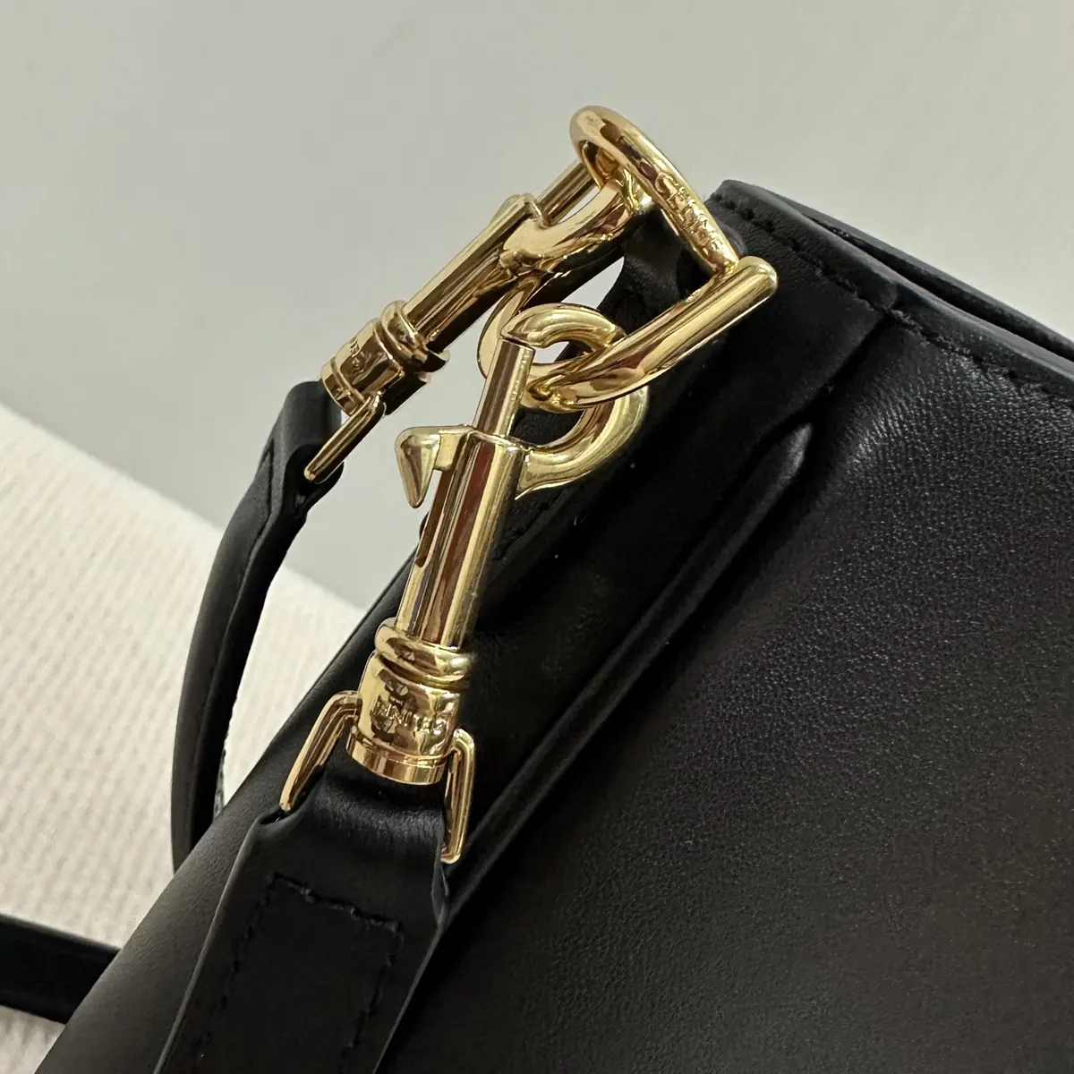 Celine Style Black Leather Hobo Bag Bags Hobo Bag detail image 9 from source 719956