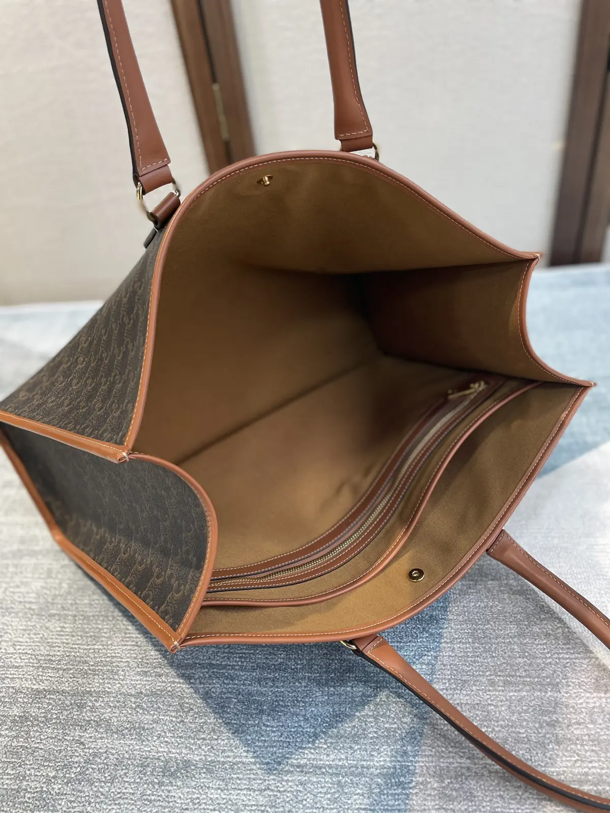 Celine Style Brown Leather Tote Bag Bags Tote Bag detail image 8 from source 720029