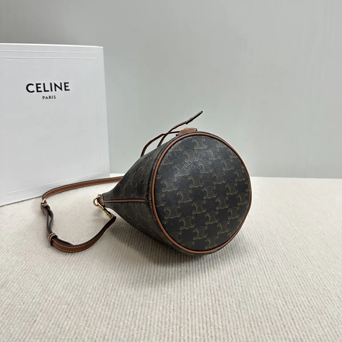 Celine Style Gold Shoulder Bag Lookbook Reference image 4
