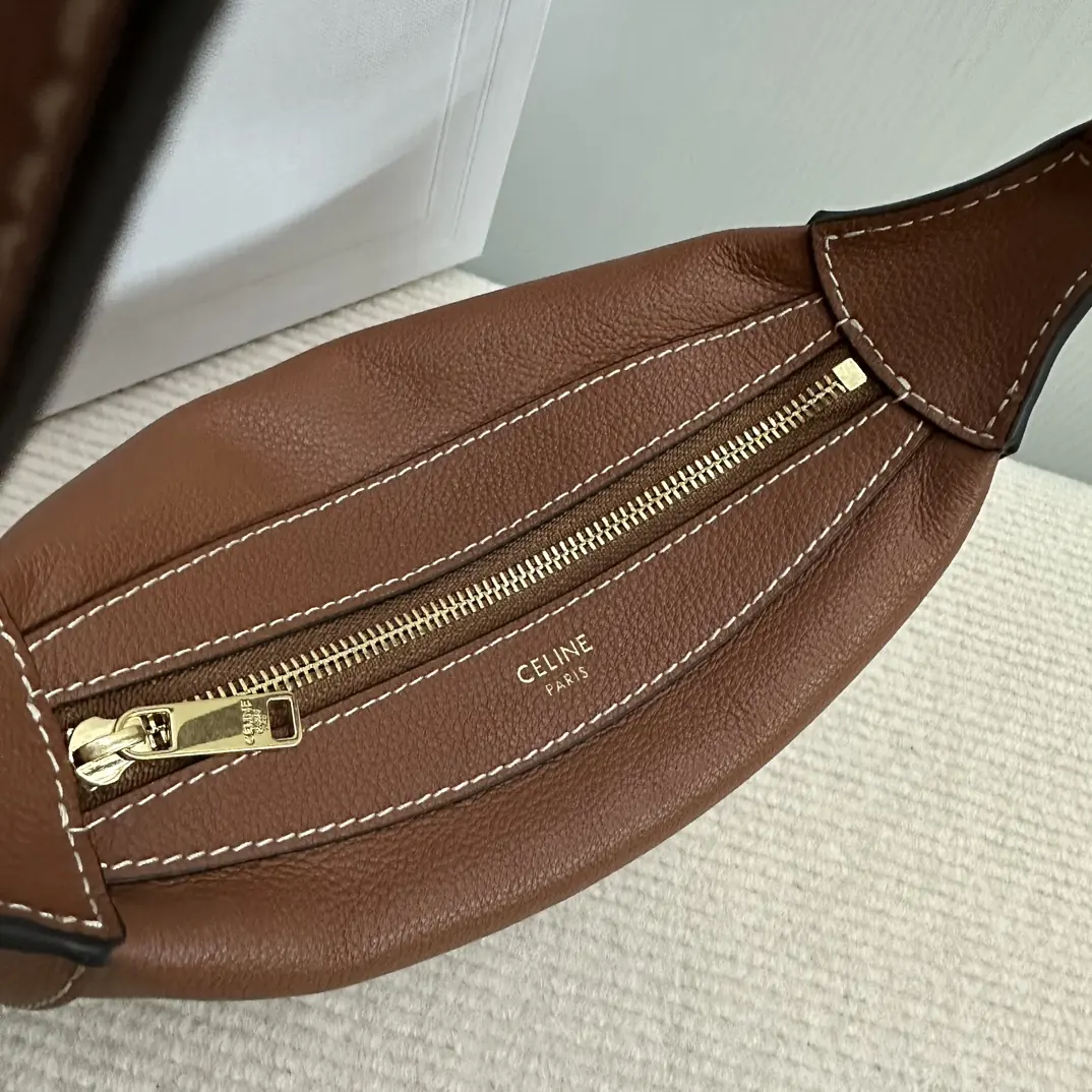 Celine Style Leather Shoulder Bag Lookbook Reference image 5