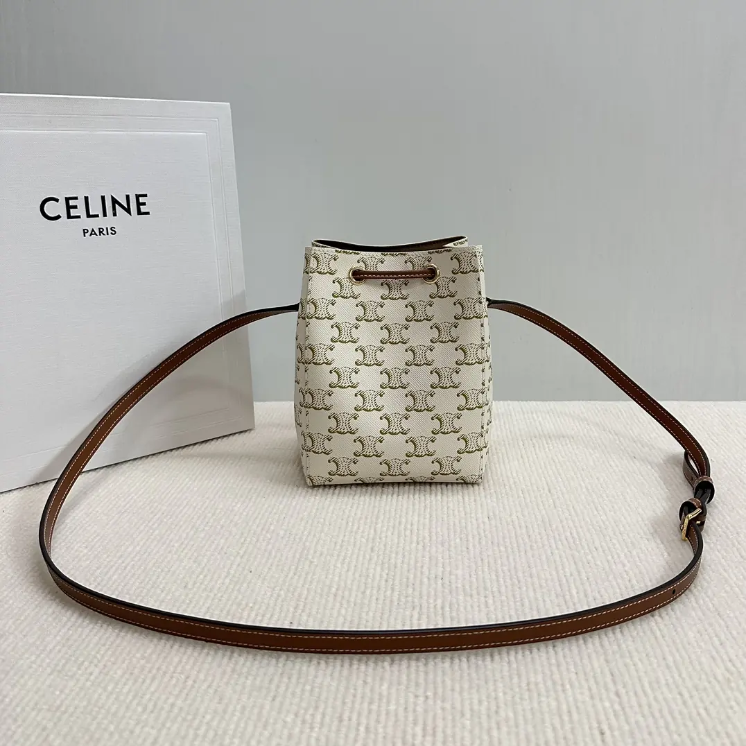 Celine Style White Leather Shoulder Bag Lookbook Reference image 2