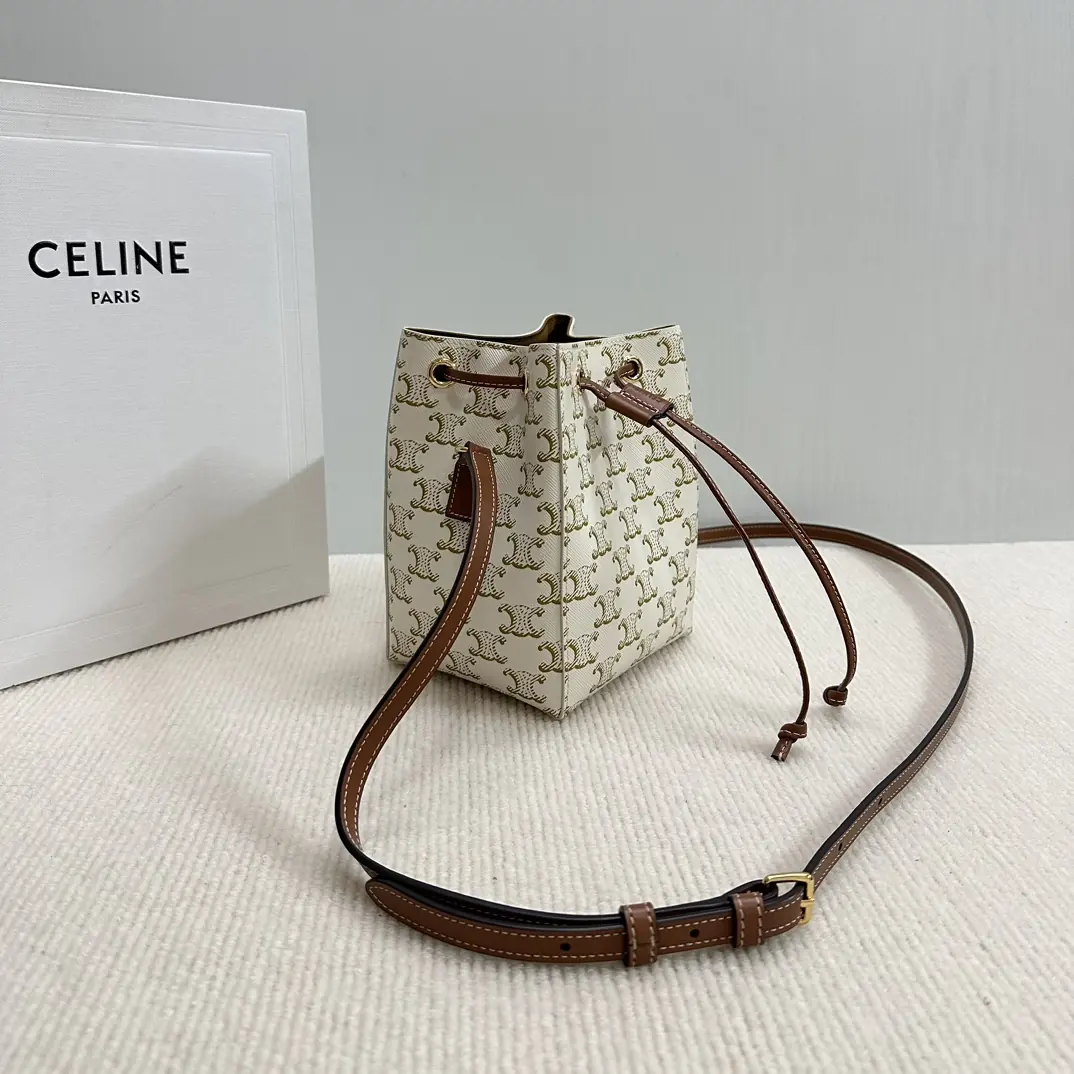 Celine Style White Leather Shoulder Bag Lookbook Reference image 3