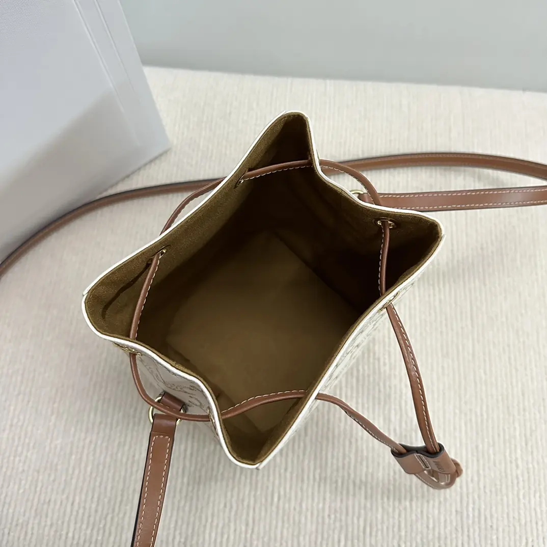 Celine Style White Leather Shoulder Bag Lookbook Reference image 6