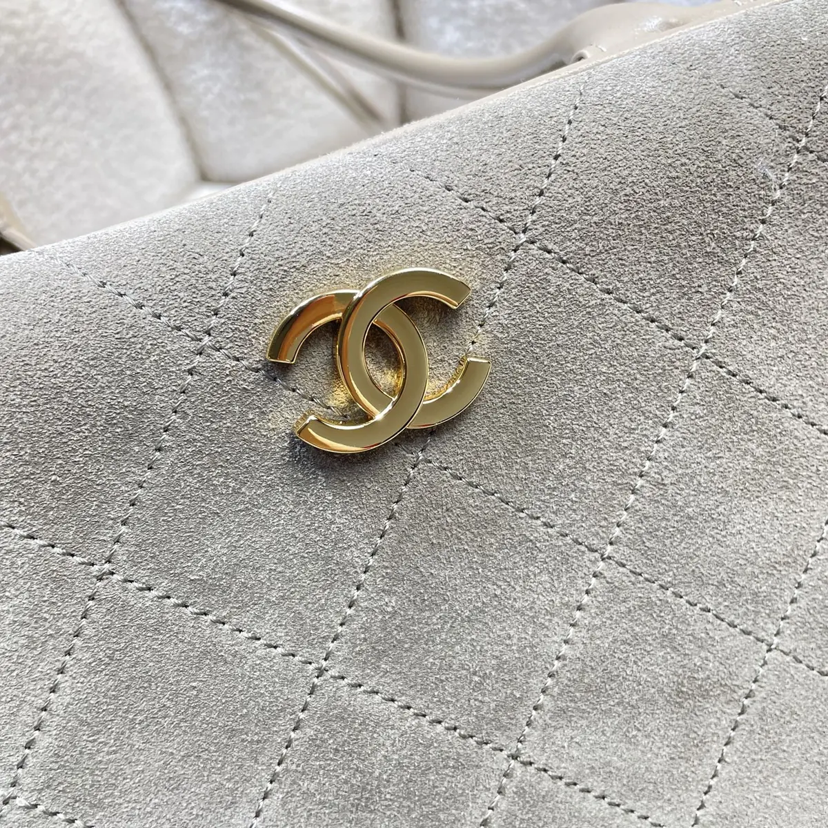 Chanel Style Bag Lookbook Reference image 6
