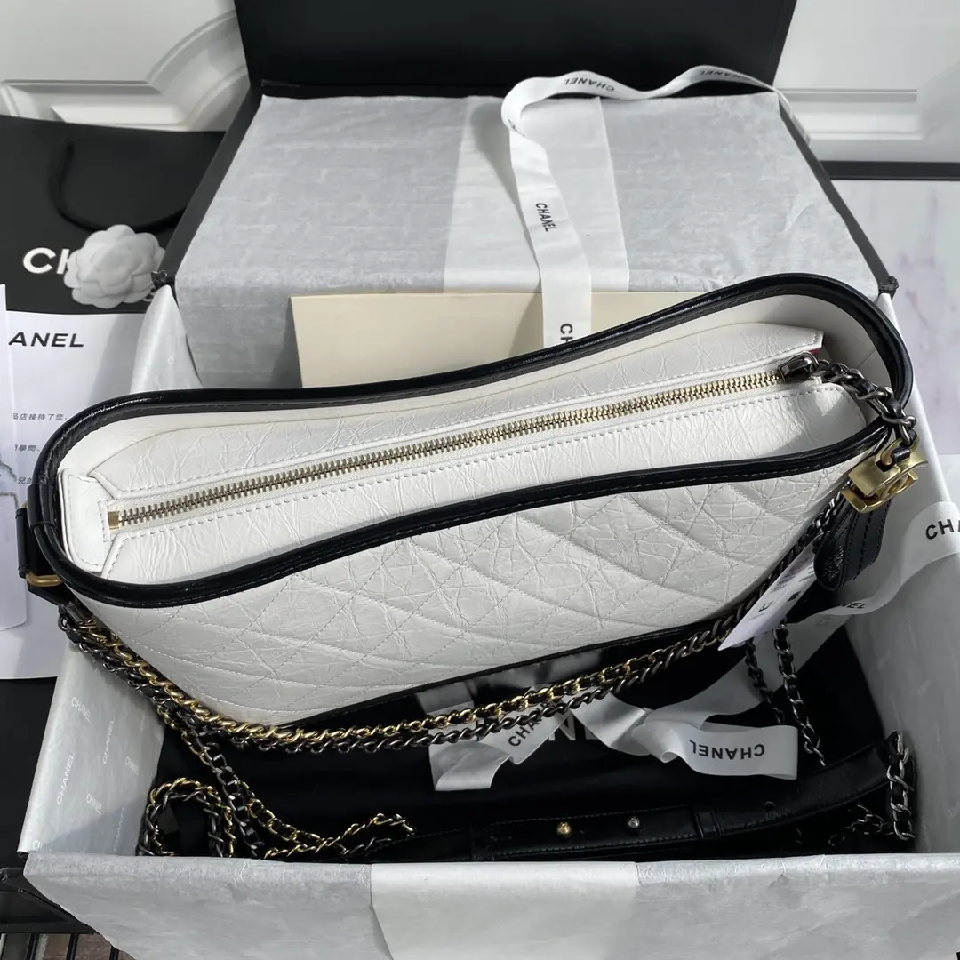 Chanel Style Bag Lookbook Reference image 4