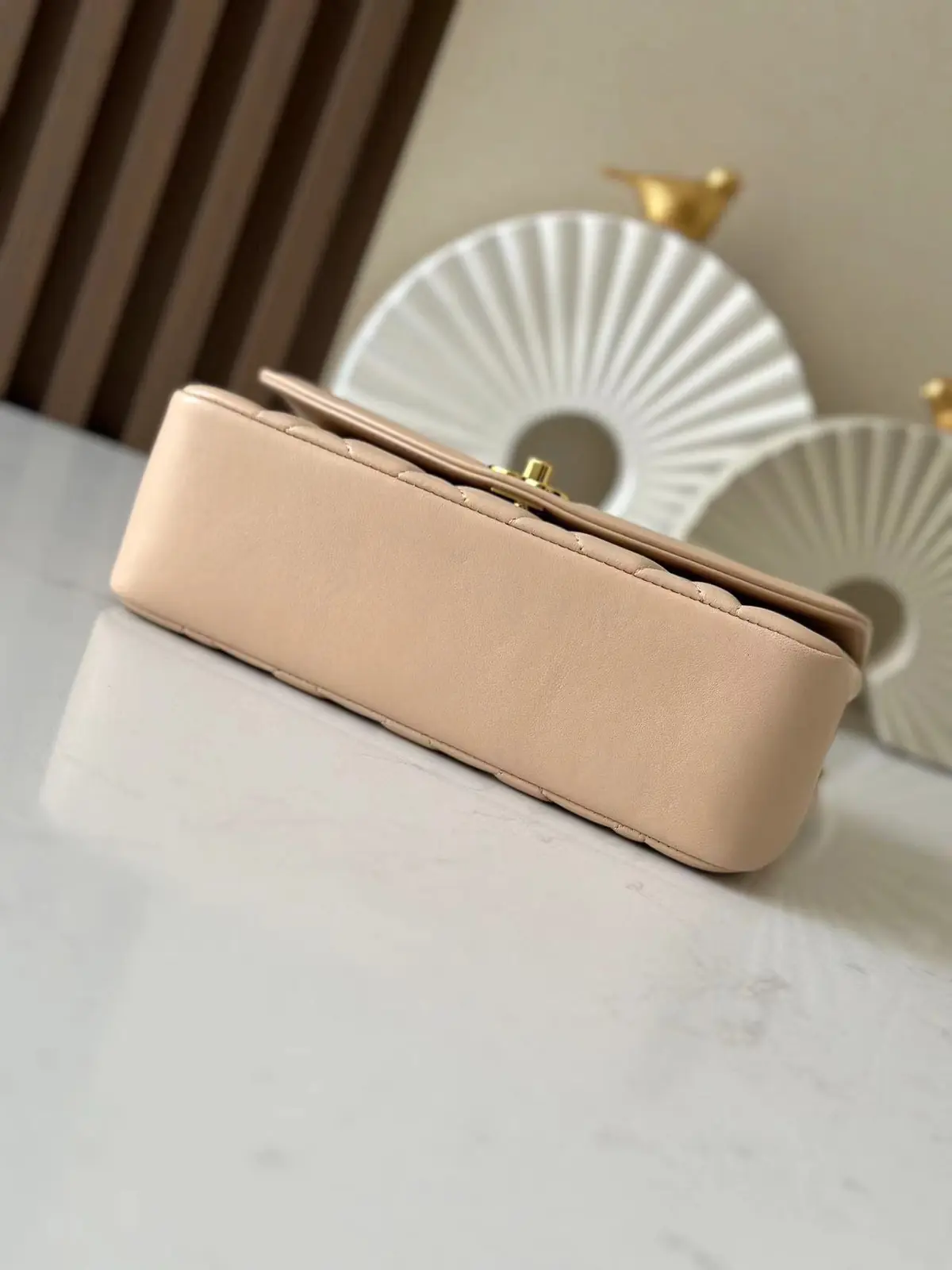 Chanel Style Beige Leather Chain Bag Lookbook Reference image 3