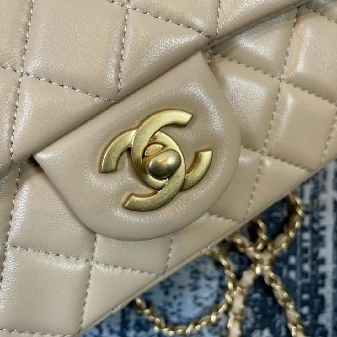 Chanel Style Beige Shoulder Bag Lookbook Reference image 6