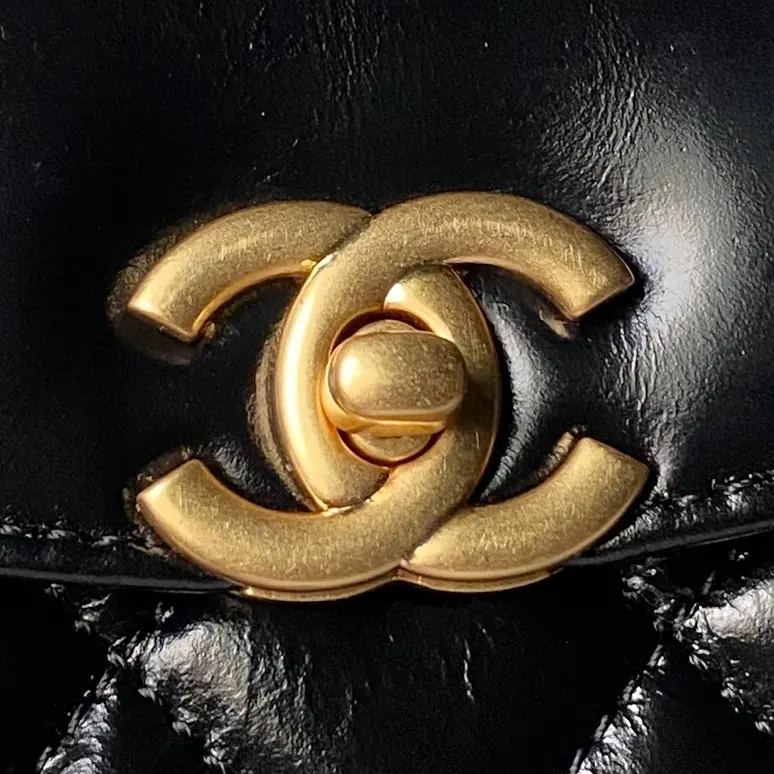 Chanel Style Black Bag Lookbook Reference image 3