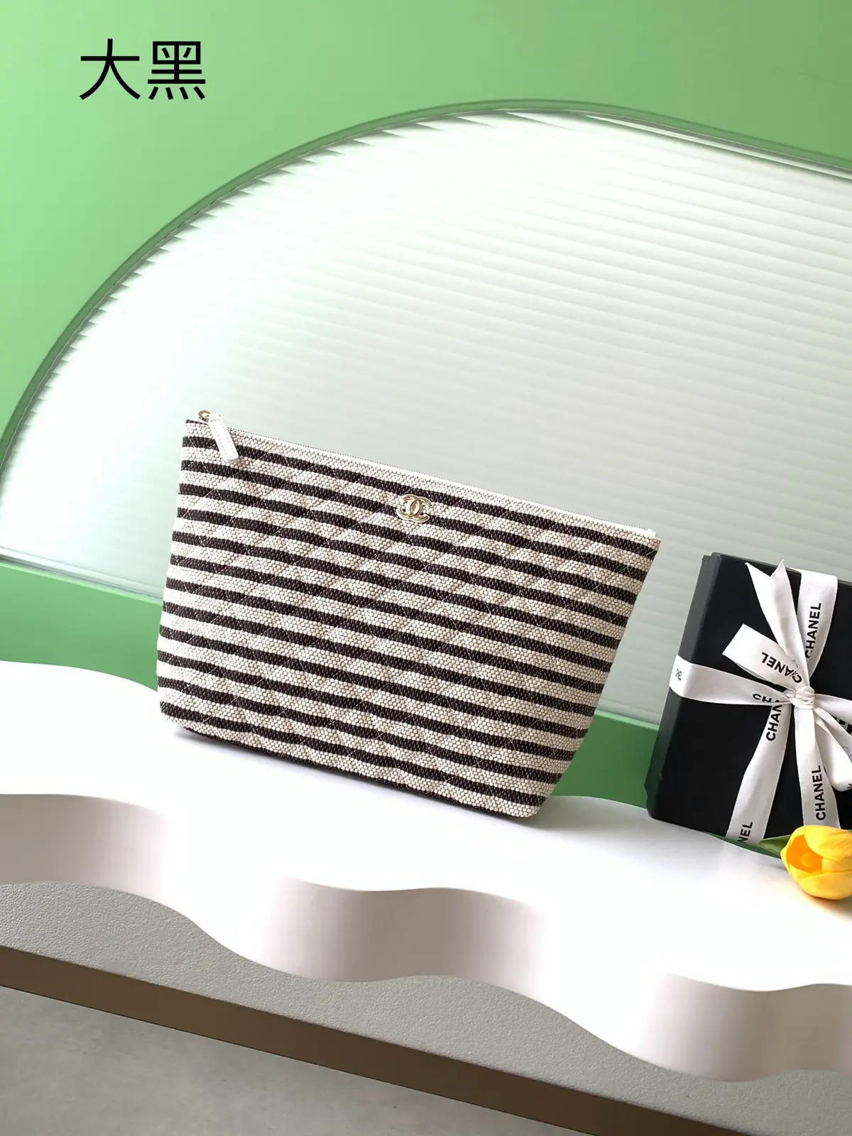 Chanel Style Black Card Holder Bags Card Holder detail image 1 from source 765810