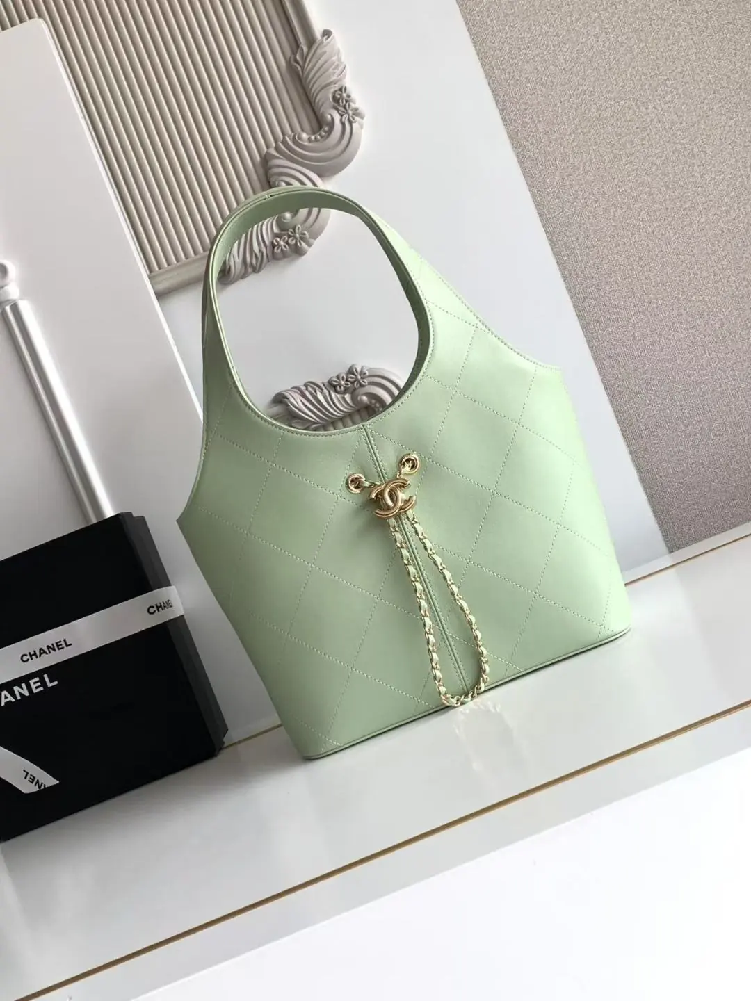 Chanel Style Black Leather Chain Bag Lookbook Reference image 2
