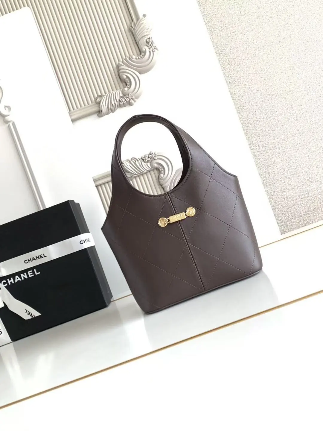 Chanel Style Black Leather Chain Bag Lookbook Reference image 3
