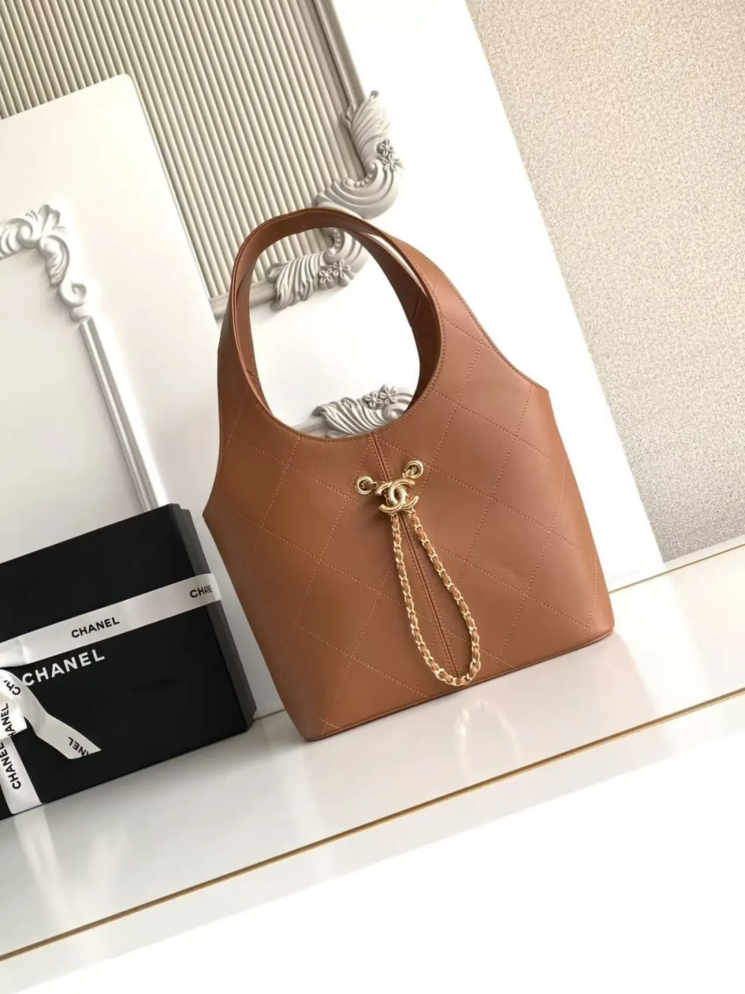 Chanel Style Black Leather Chain Bag Lookbook Reference image 2