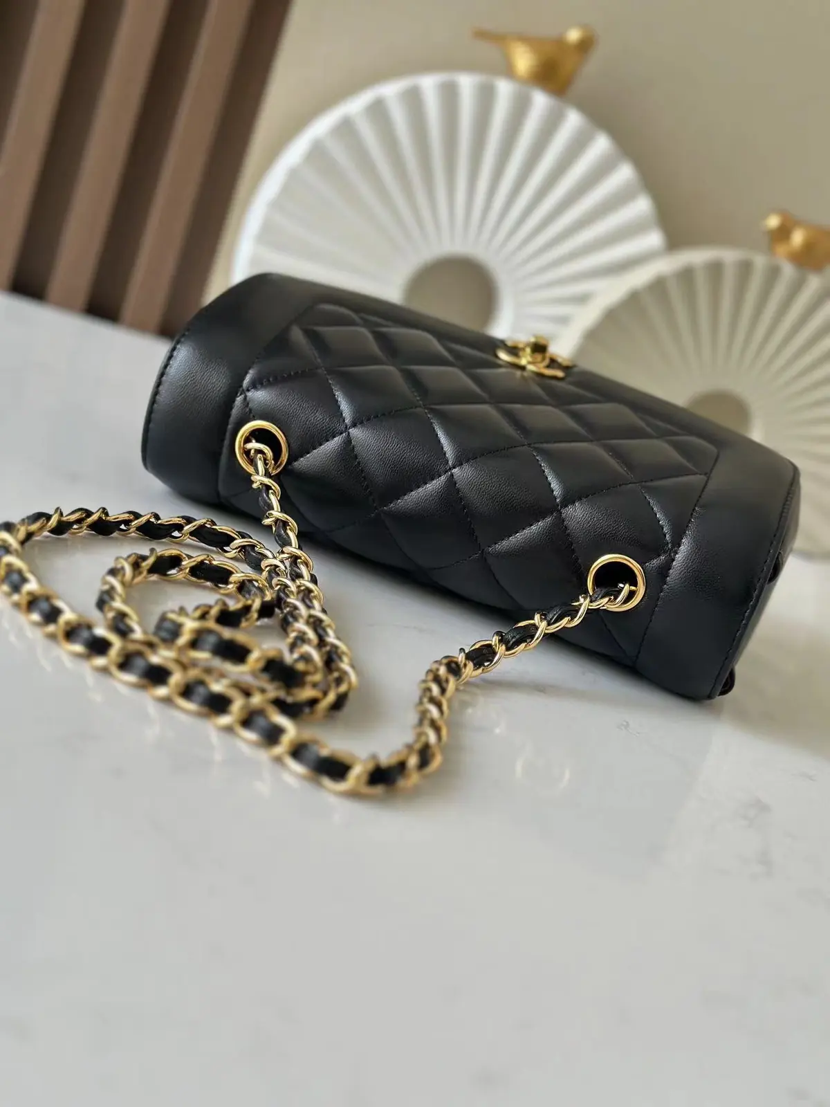 Chanel Style Black Leather Chain Bag Lookbook Reference image 5