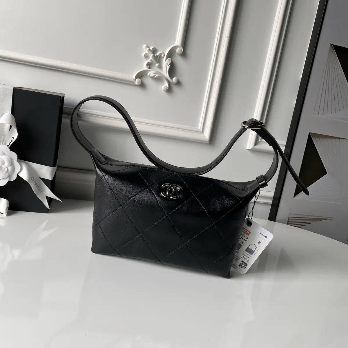 Chanel Style Black Leather Hobo Bag Bags Hobo Bag detail image 2 from source 764385