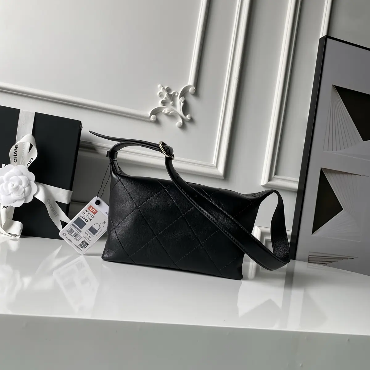 Chanel Style Black Leather Hobo Bag Bags Hobo Bag detail image 3 from source 764385