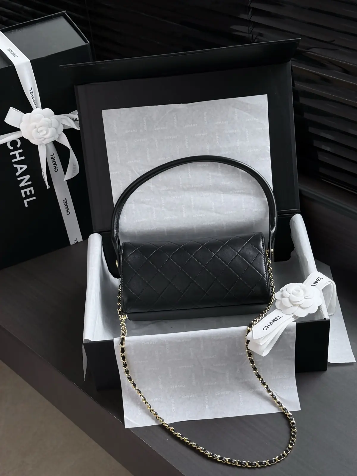 Chanel Style Black Leather Shoulder Bag style reference detail image 2 from source 786277