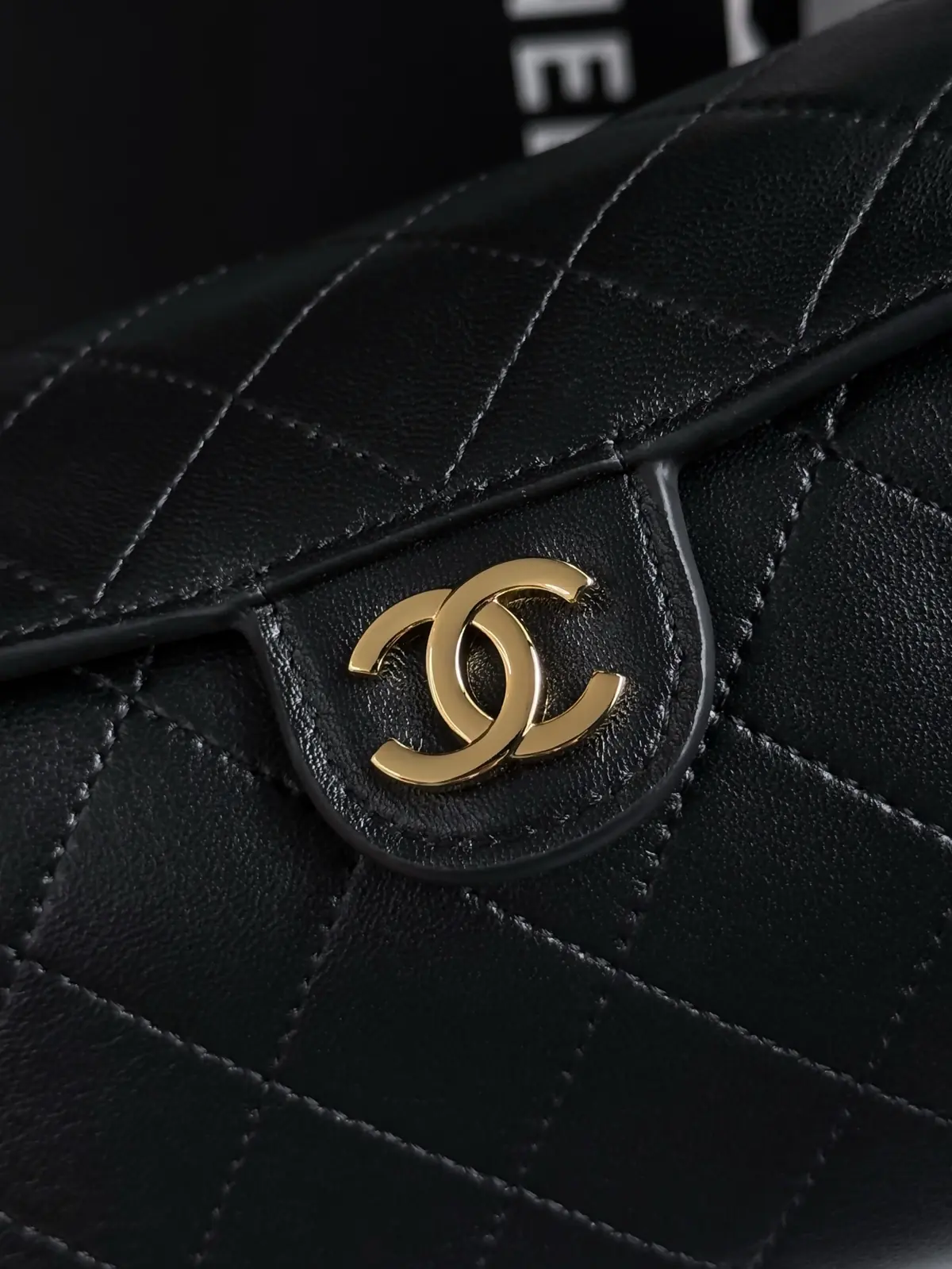 Chanel Style Black Leather Shoulder Bag style reference detail image 5 from source 786277