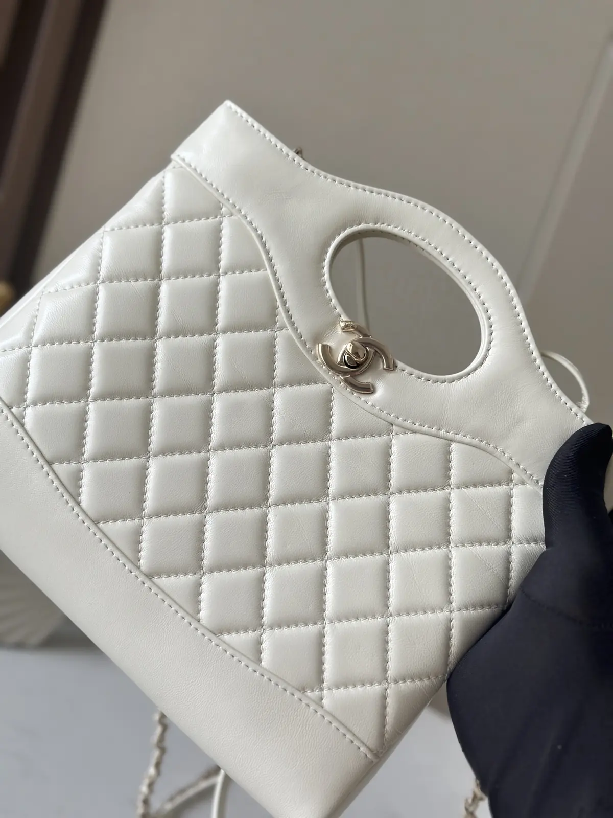 Chanel Style Black Leather Tote Bag Lookbook Reference image 6