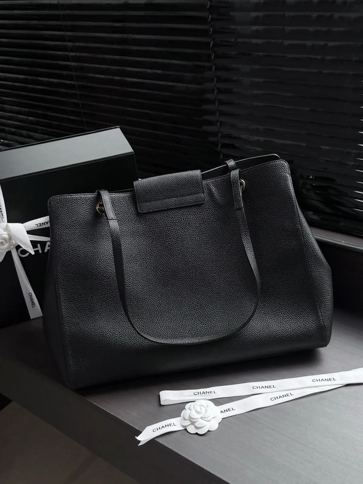 Chanel Style Black Leather Tote Bag style reference detail image 3 from source 786276