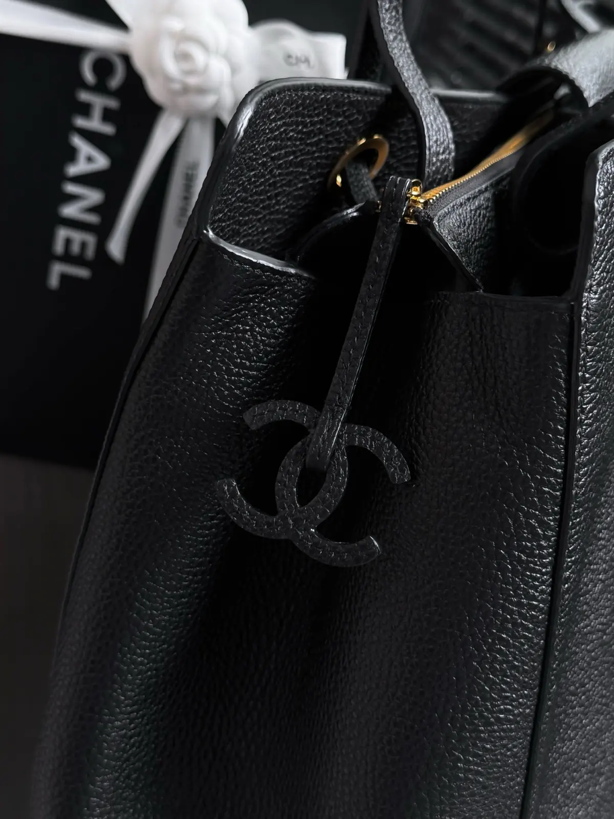 Chanel Style Black Leather Tote Bag style reference detail image 4 from source 786276