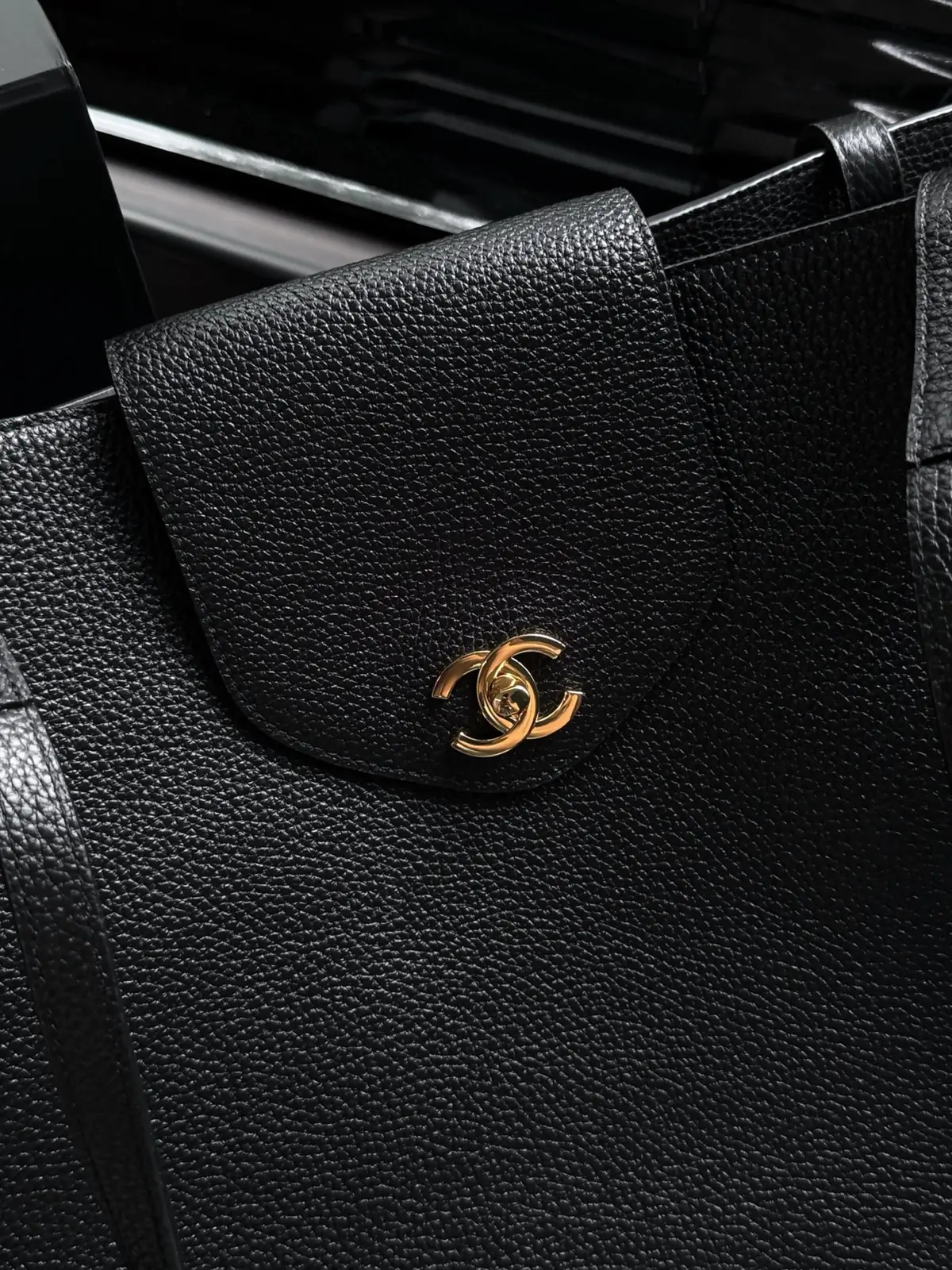 Chanel Style Black Leather Tote Bag style reference detail image 6 from source 786276