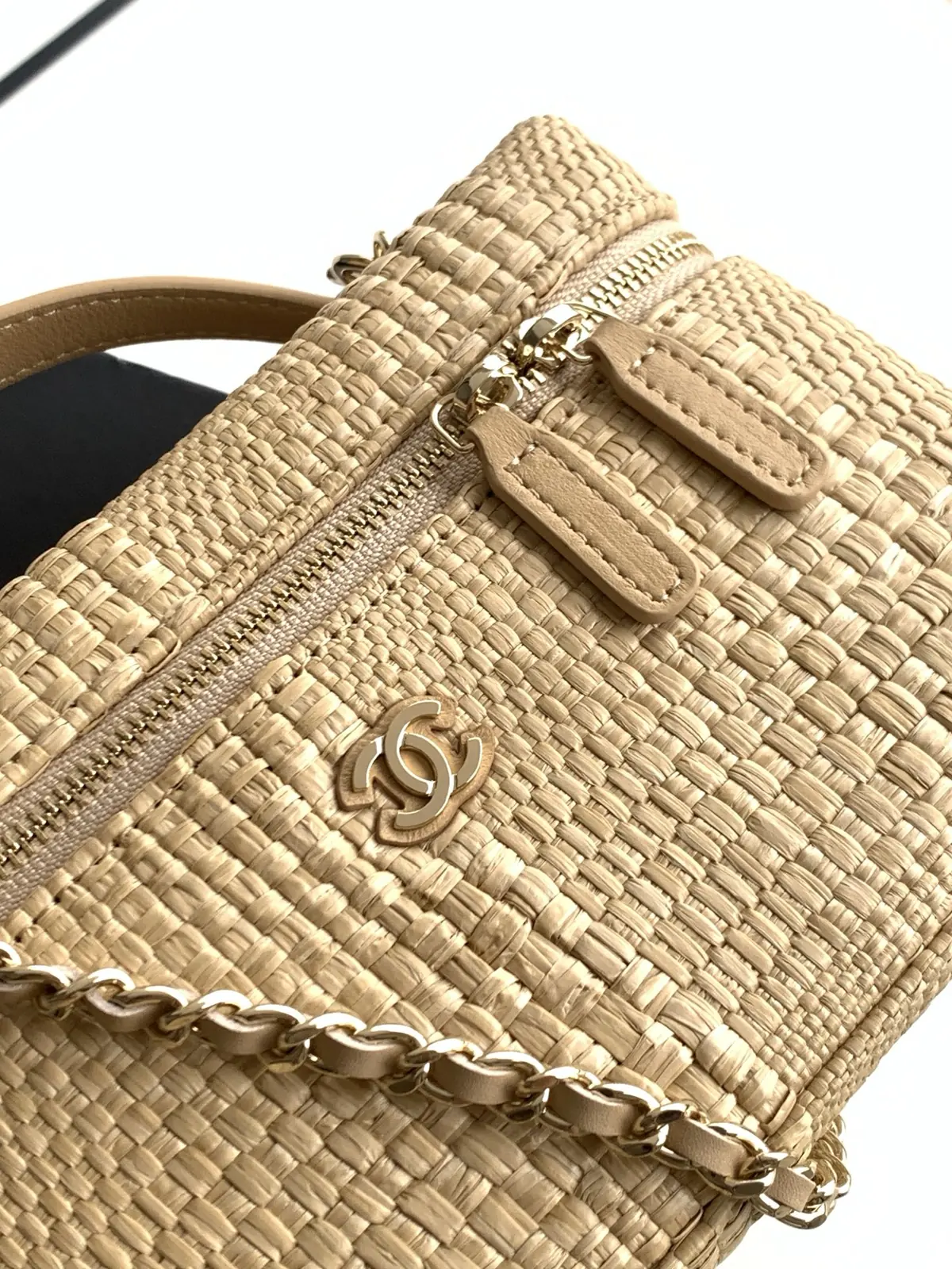 Chanel Style Chain Bag Lookbook Reference image 5