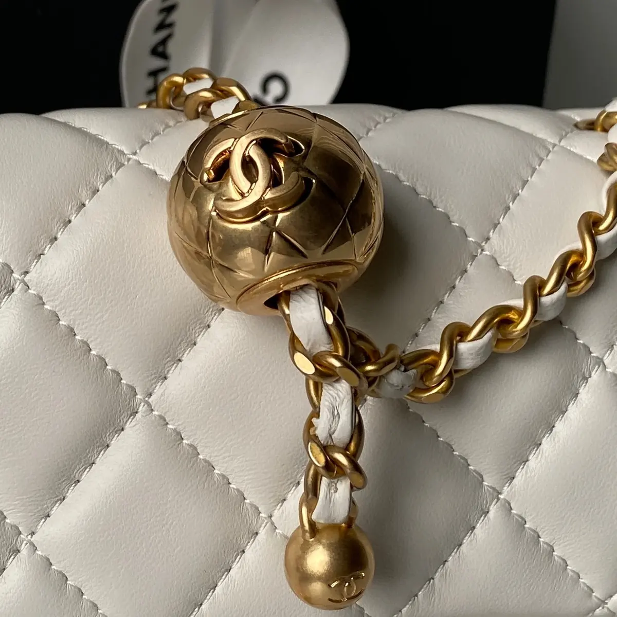 Chanel Style Crossbody Bag Lookbook Reference image 5