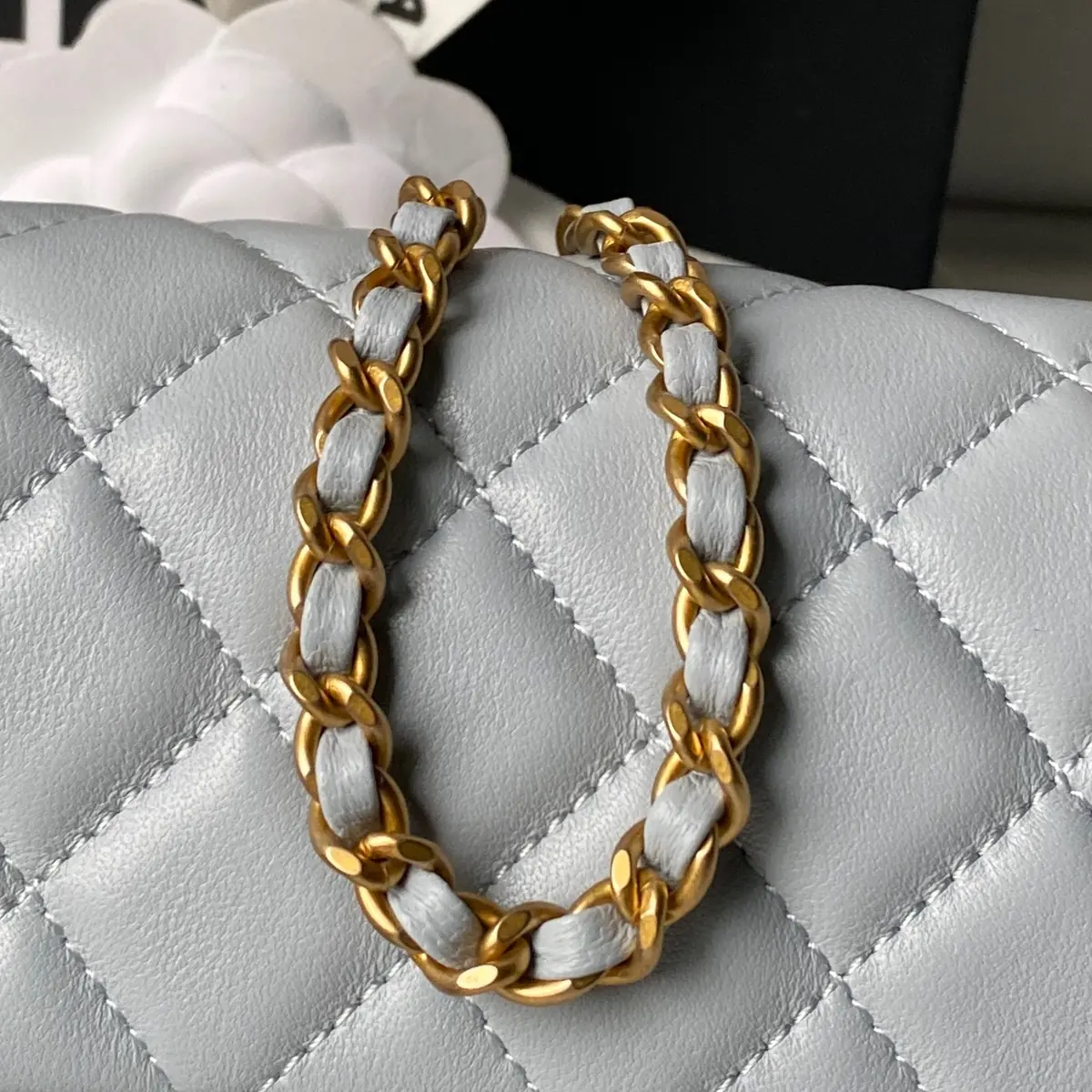 Chanel Style Crossbody Bag Lookbook Reference image 6
