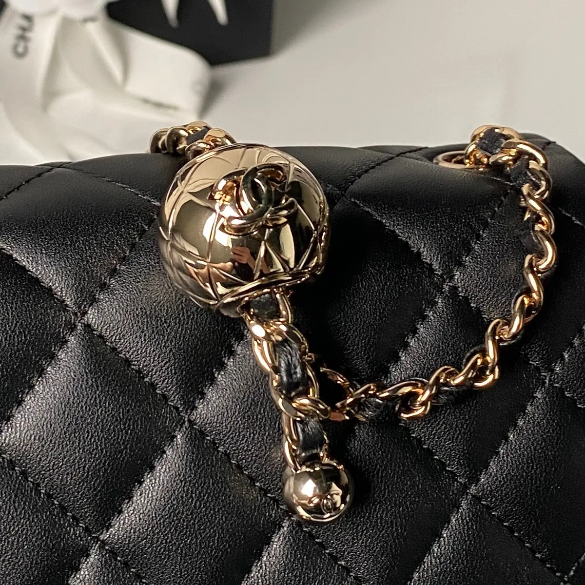 Chanel Style Crossbody Bag Lookbook Reference image 4