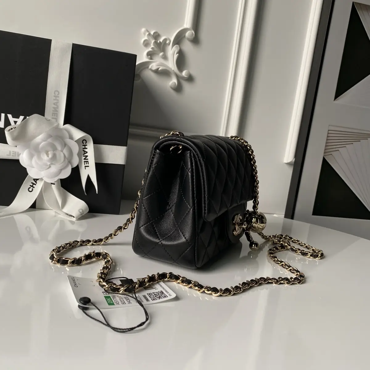 Chanel Style Crossbody Bag Lookbook Reference image 6
