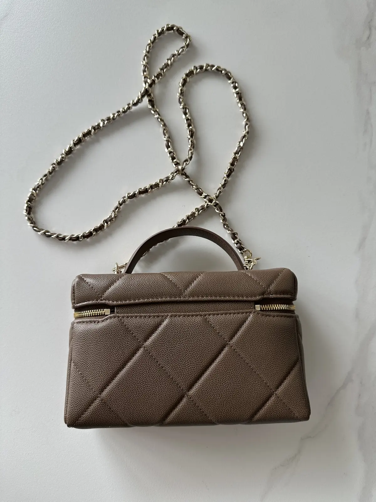 Chanel Style Gold Leather Bags Lookbook Reference image 2