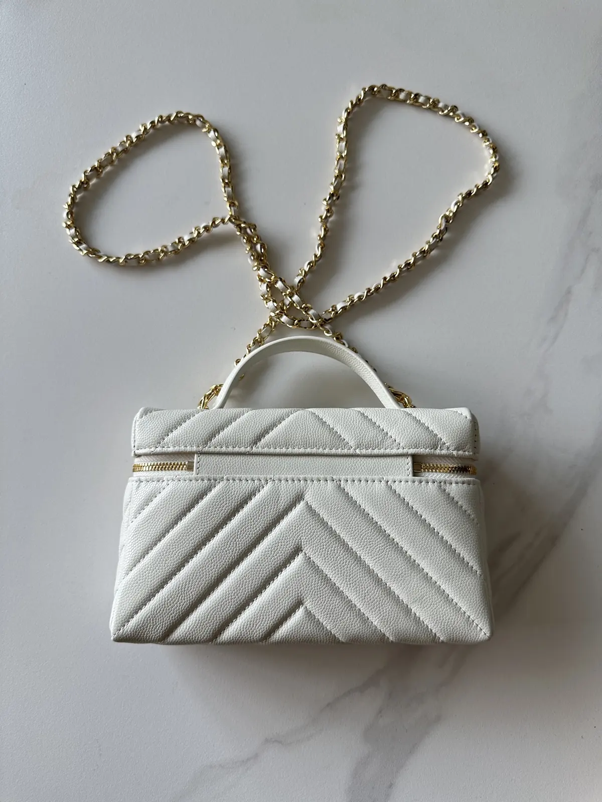 Chanel Style Gold Leather Bags Lookbook Reference image 2