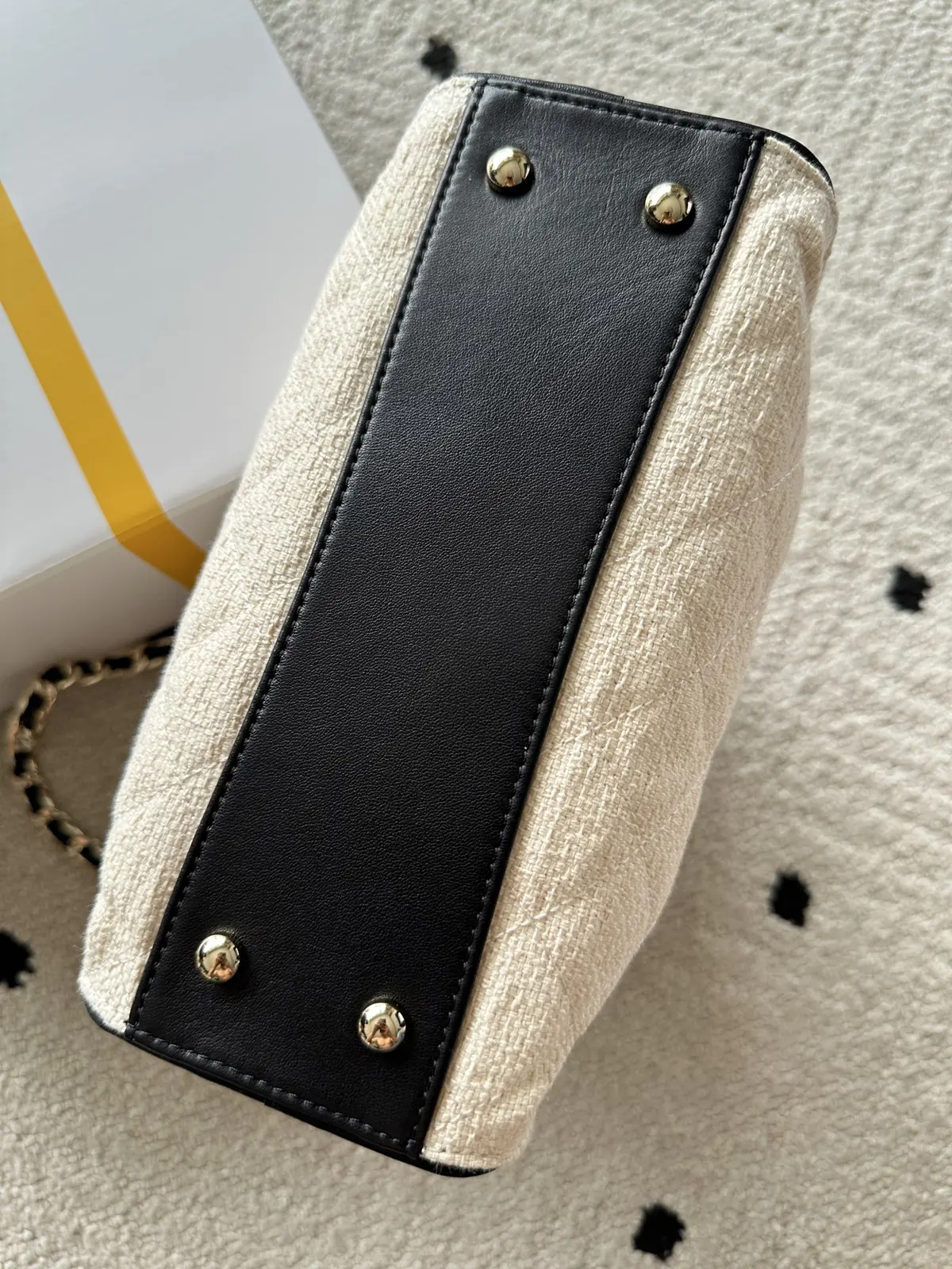 Chanel Style Gold Leather Bags Lookbook Reference image 4
