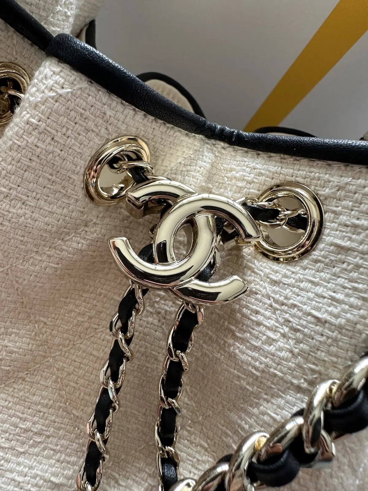 Chanel Style Gold Leather Bags Lookbook Reference image 6
