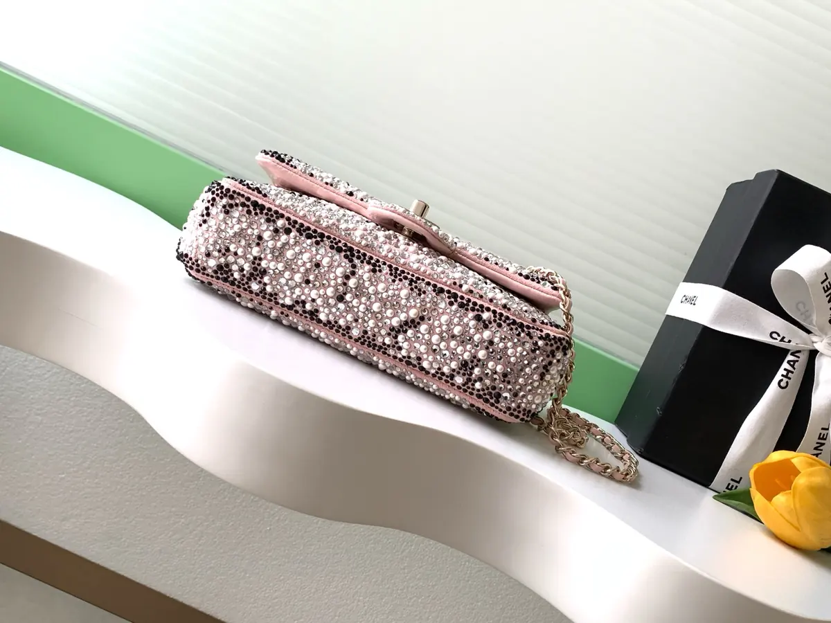 Chanel Style Grey Chain Bag Lookbook Reference image 4
