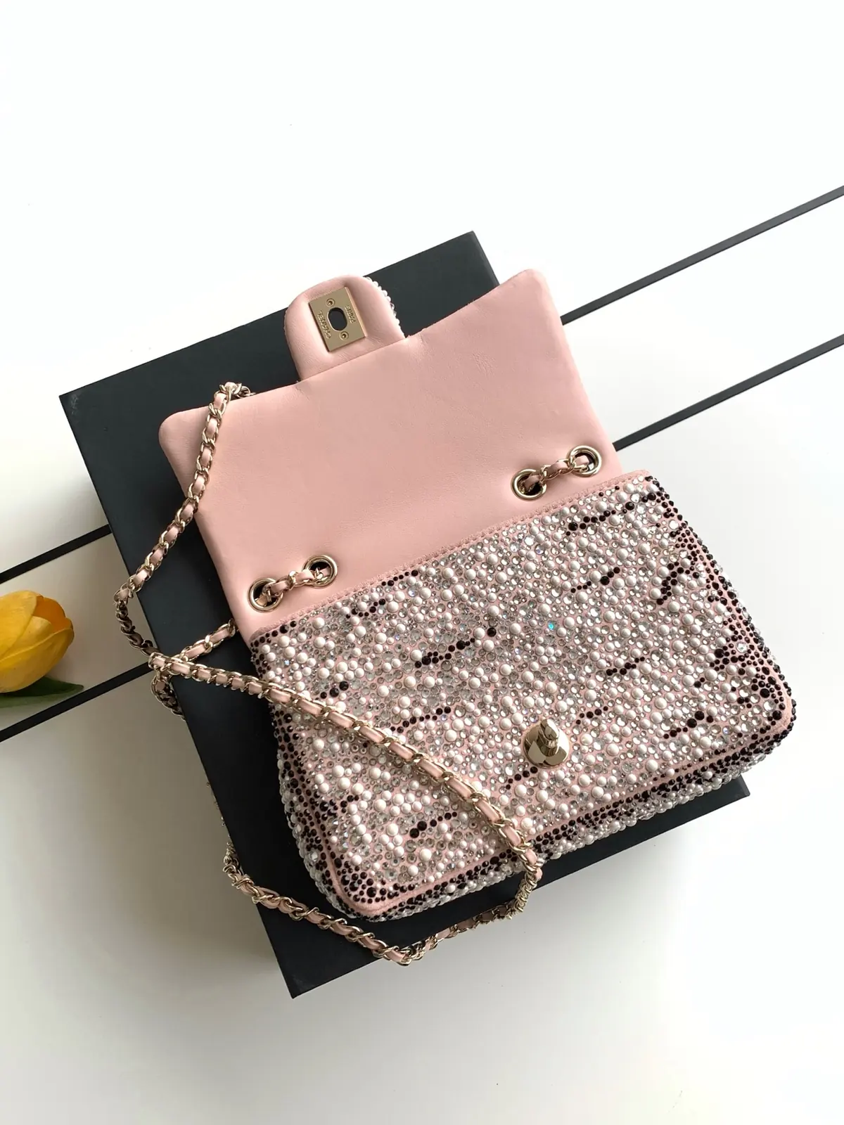 Chanel Style Grey Chain Bag Lookbook Reference image 6