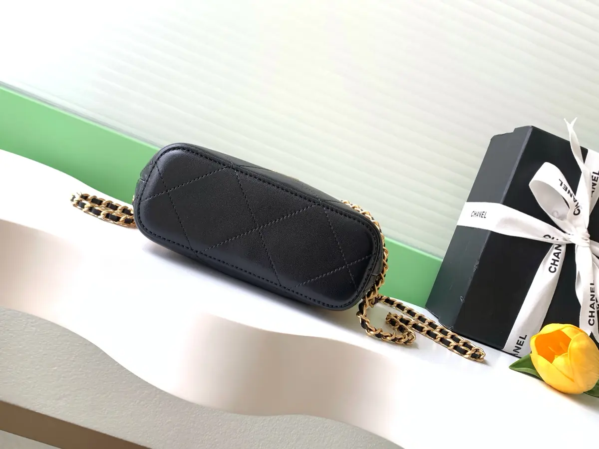 Chanel Style Leather Bag Lookbook Reference image 4