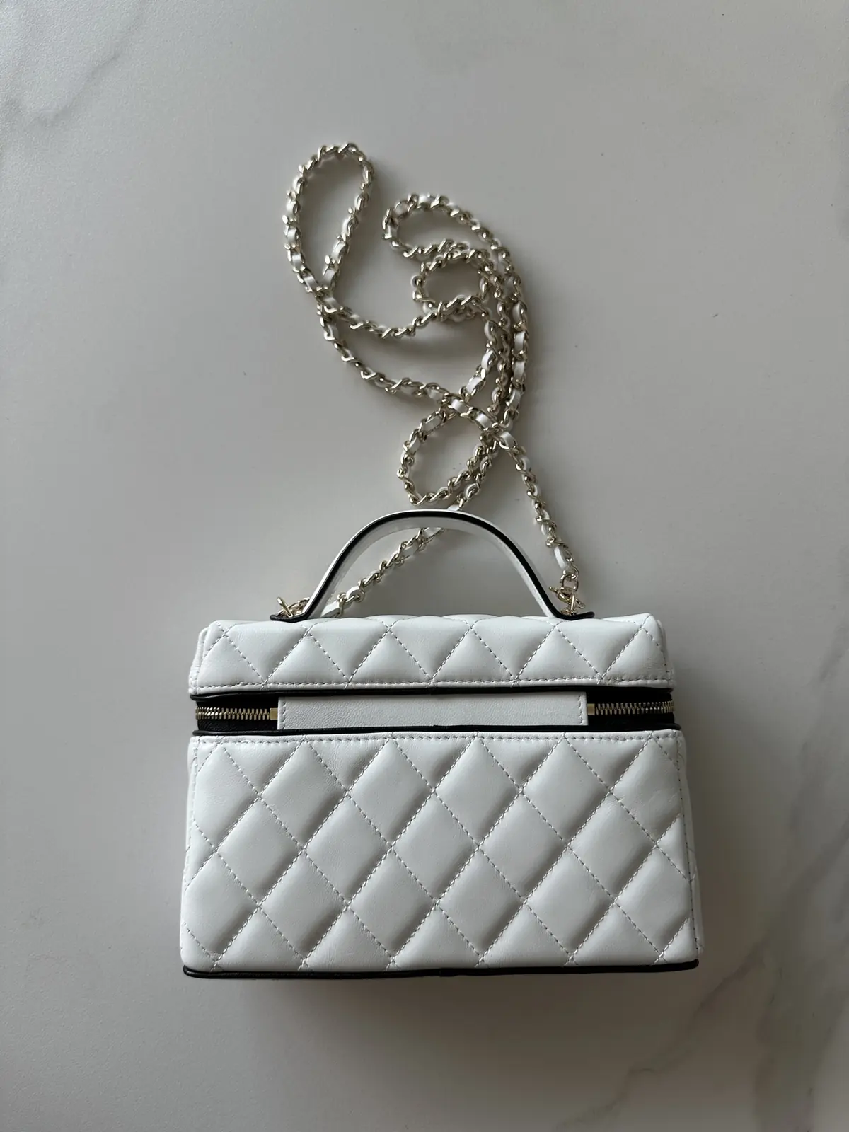 Chanel Leather Bag Lookbook Bags Bag detail image 4 from source 786005
