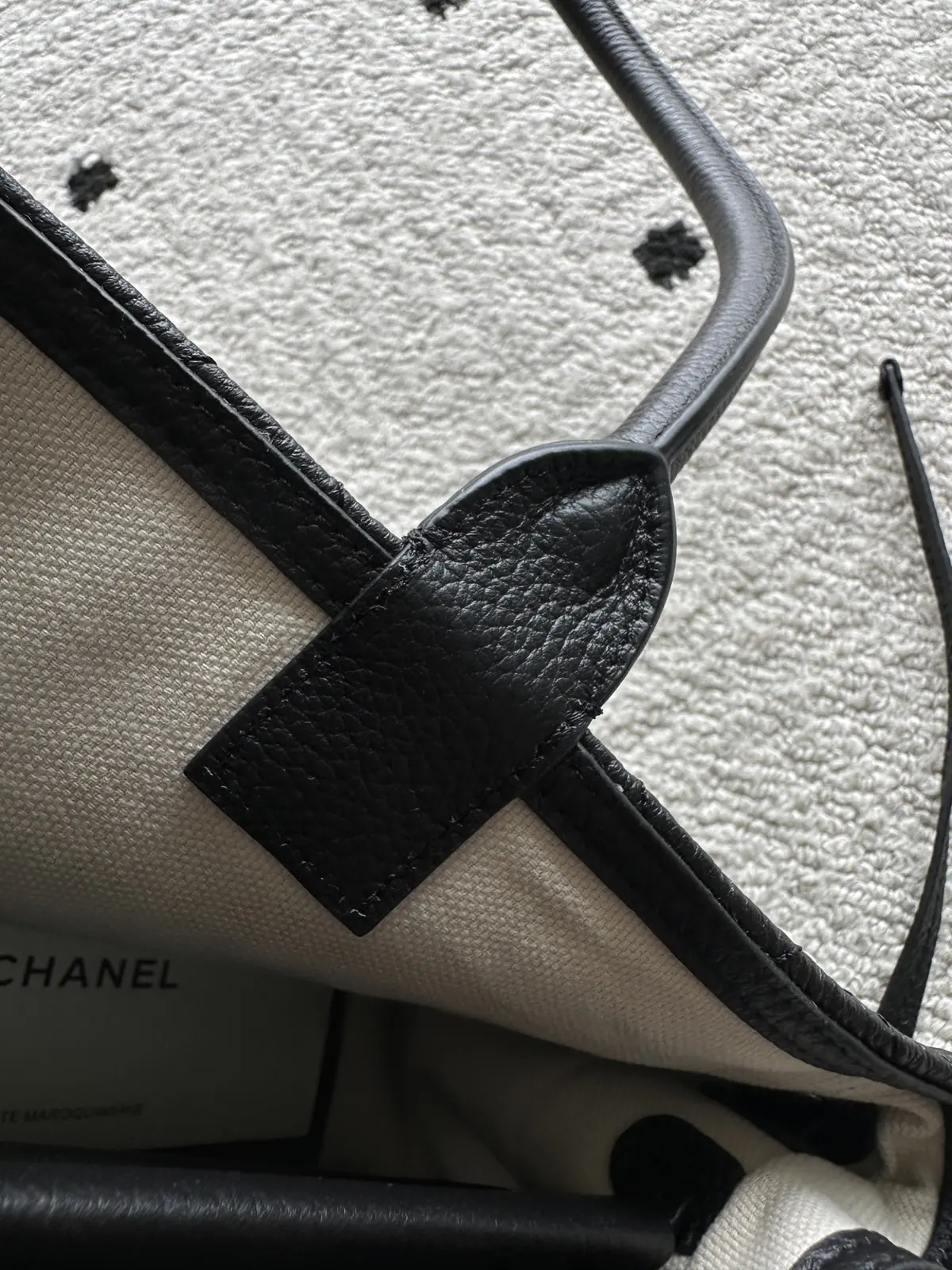 Chanel Leather Bag Lookbook Bags Bag detail image 8 from source 786006