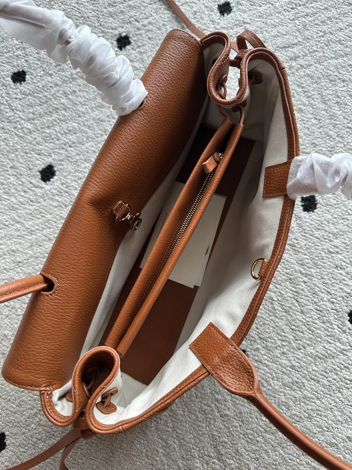 Chanel Leather Bag Lookbook Bags Bag detail image 6 from source 786007