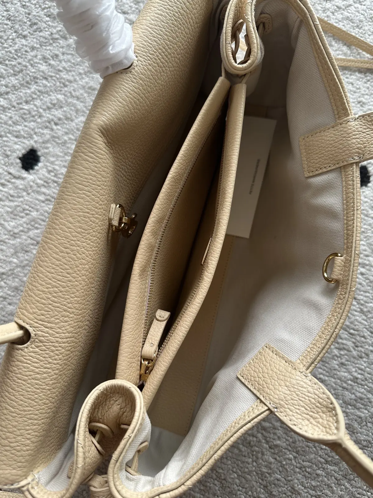 Chanel Leather Bag Lookbook Bags Bag detail image 8 from source 786008