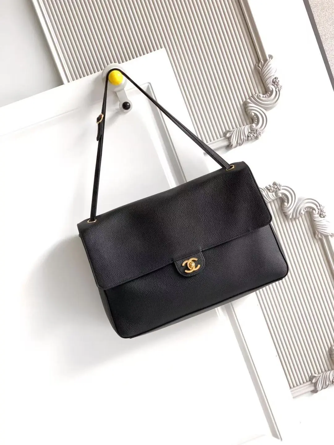 Chanel Style Leather Bag style reference detail image 1 from source 786274