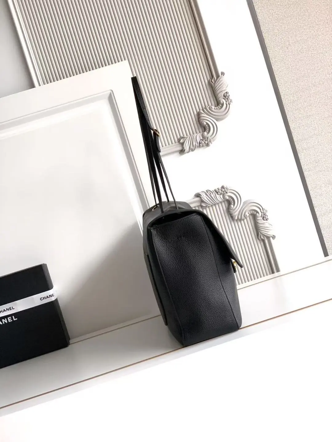 Chanel Style Leather Bag style reference detail image 4 from source 786274