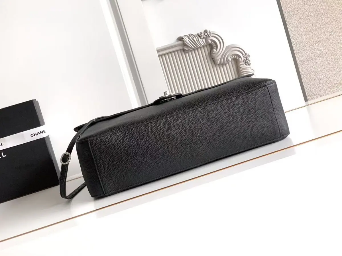 Chanel Style Leather Bag style reference detail image 5 from source 786275