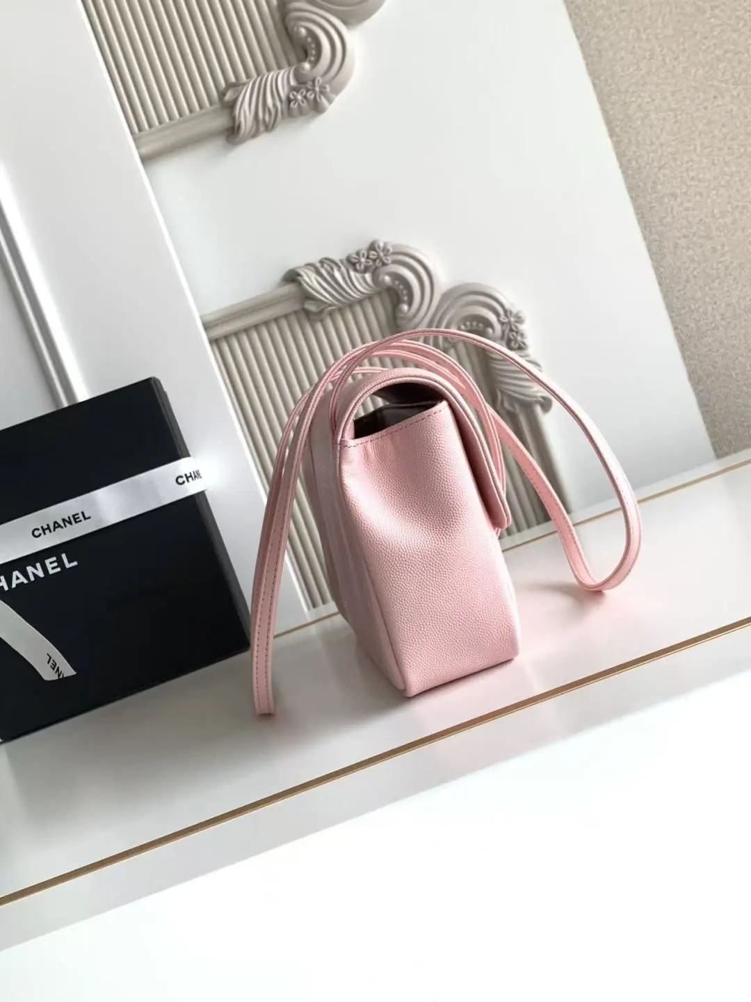 Chanel Style Leather Card Holder Lookbook Reference image 4