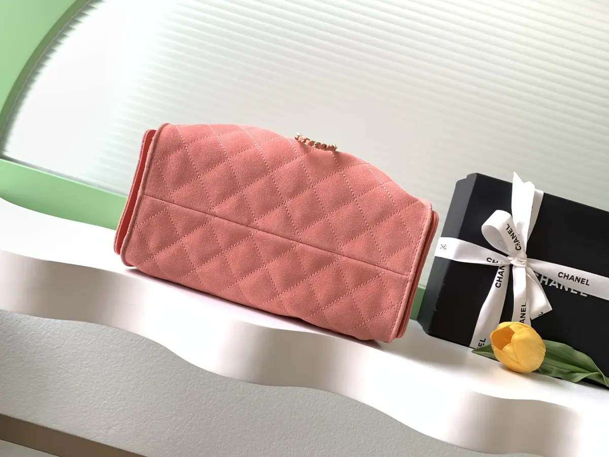Chanel Style Leather Chain Bag Lookbook Reference image 4