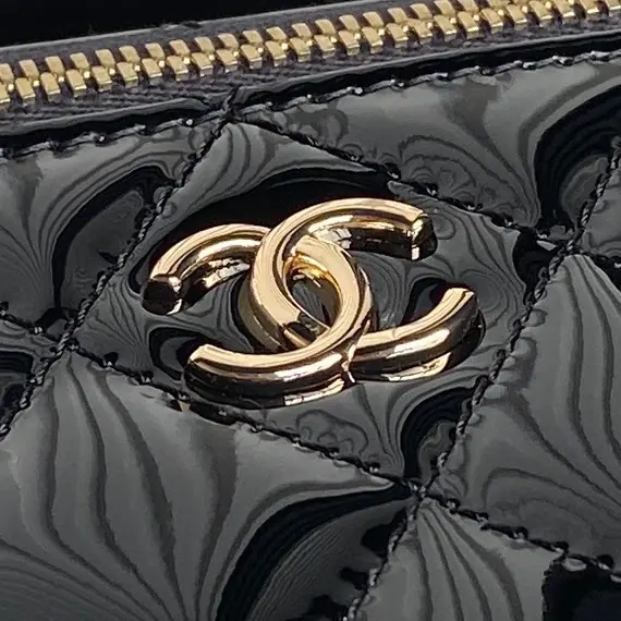 Chanel Style Leather Chain Bag Lookbook Reference image 3